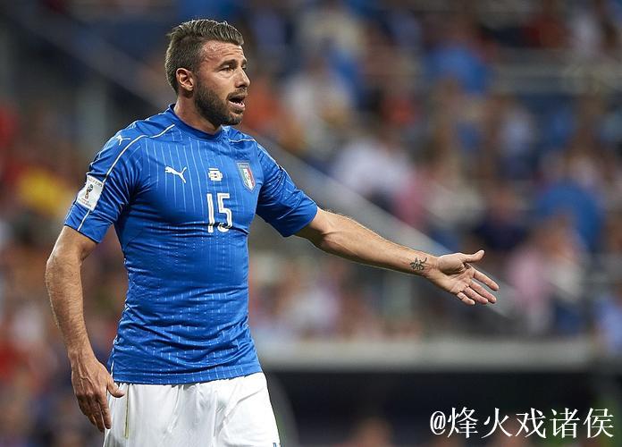 20岁时,巴尔扎利仍效力于佛罗伦萨的一支地方小球队 20岁时,巴尔扎利仍效力于佛罗伦萨的一支地方小球队