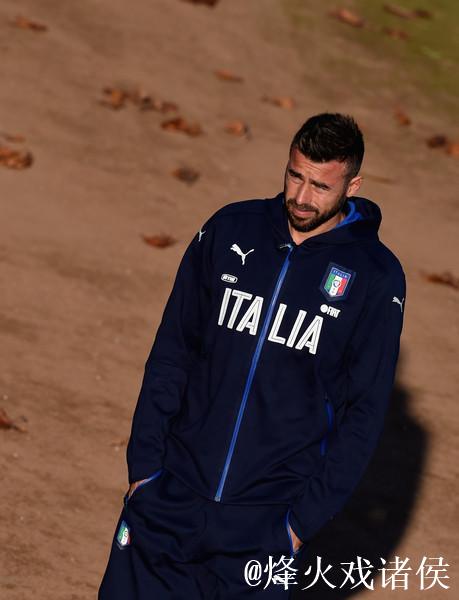 20岁时,巴尔扎利仍效力于佛罗伦萨的一支地方小球队 20岁时,巴尔扎利仍效力于佛罗伦萨的一支地方小球队