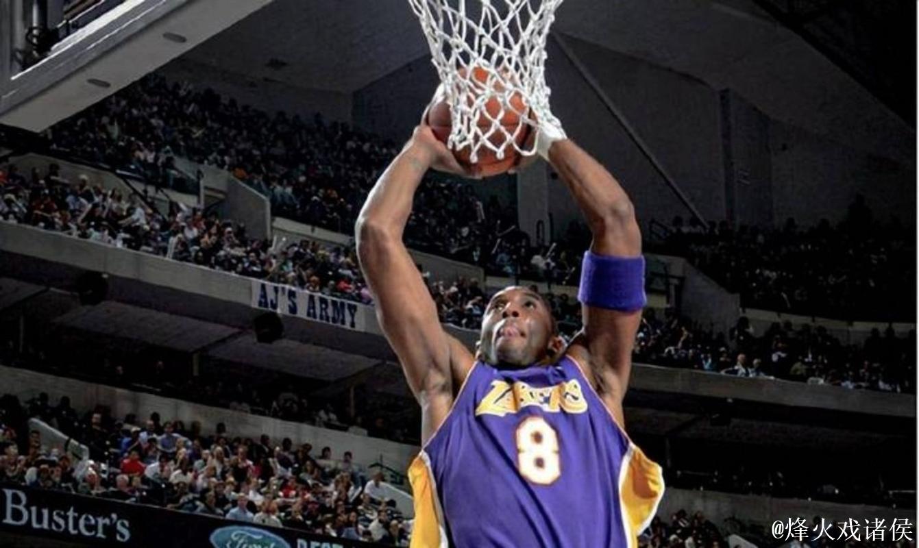 精准制导！坎宁安三分再中，现已投篮14中7、三分7中5贡献21分8助攻